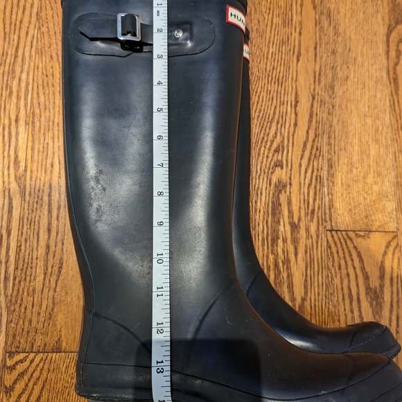 HUNTER Women's Tall Wide Fit Rain Boots size 6 in black - Picture 8 of 9